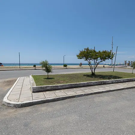 펜션 Thetis Seafront By Rentalspro - Halkidiki